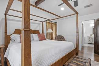 Farmhouse Master Suite