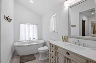 Farmhouse Bathroom