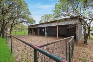 Barn