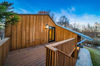 Carriage house 2nd story deck