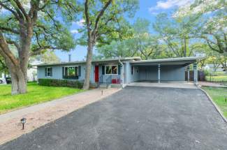 Front with carport