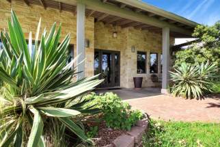 Front porch/door