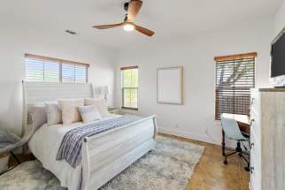 20-Guestroom1