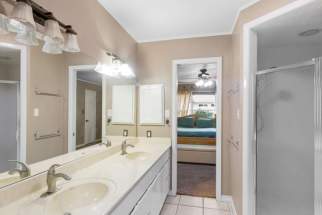 3.6-guest2-bath