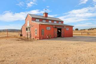 Barn