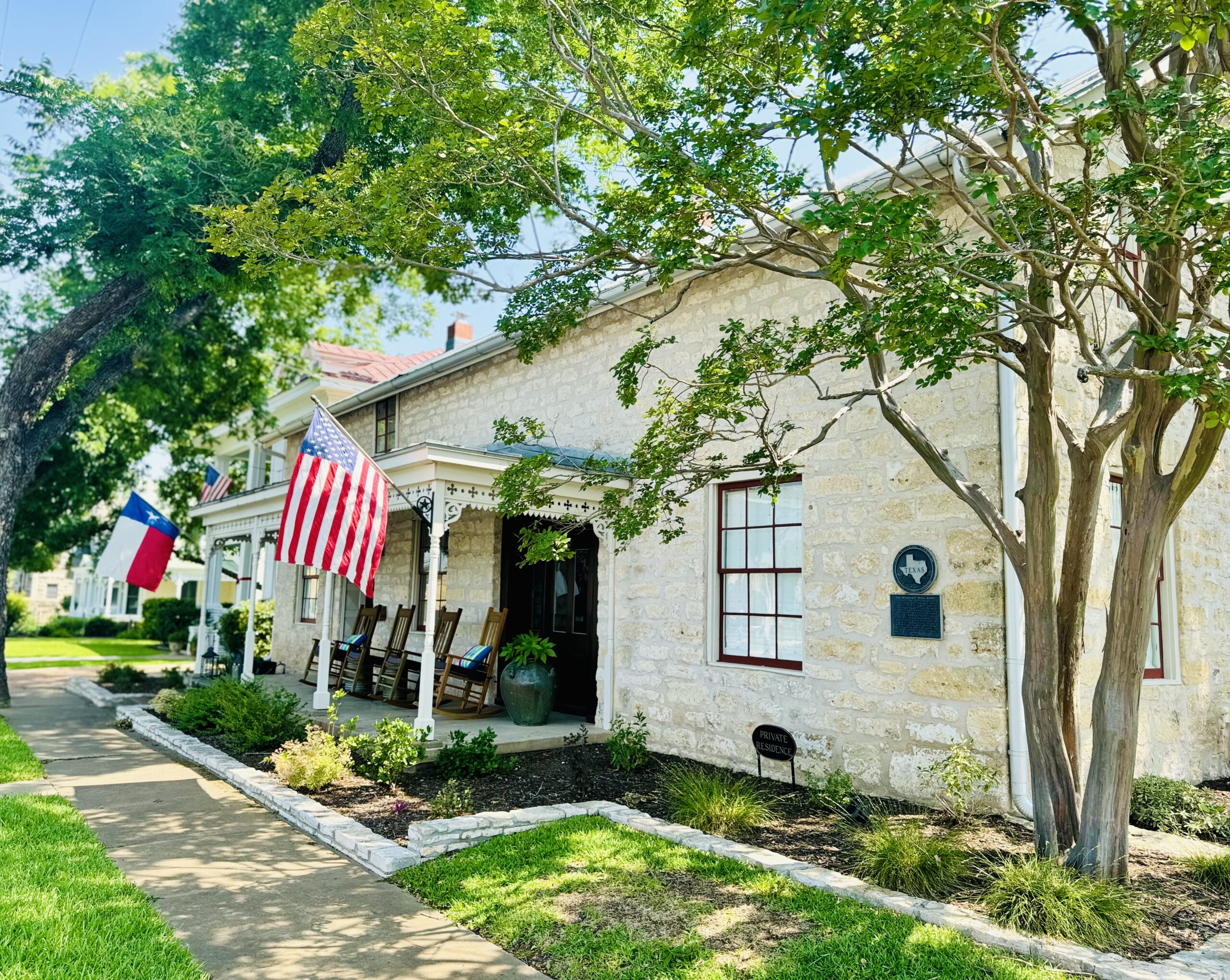 125 W San Antonio Street Fredericksburg Texas Home for sale